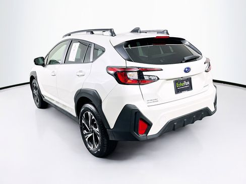 Used 2024 Subaru Crosstrek 2.0i Premium image 5