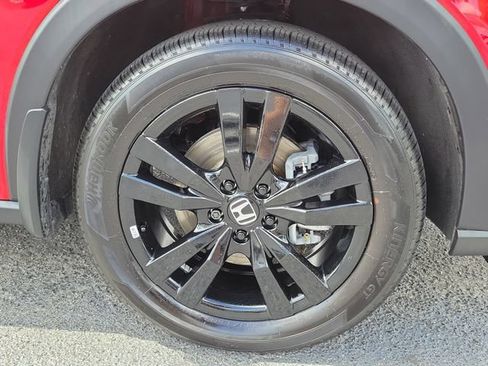 Certified 2026 Honda HR-V Sport image 7