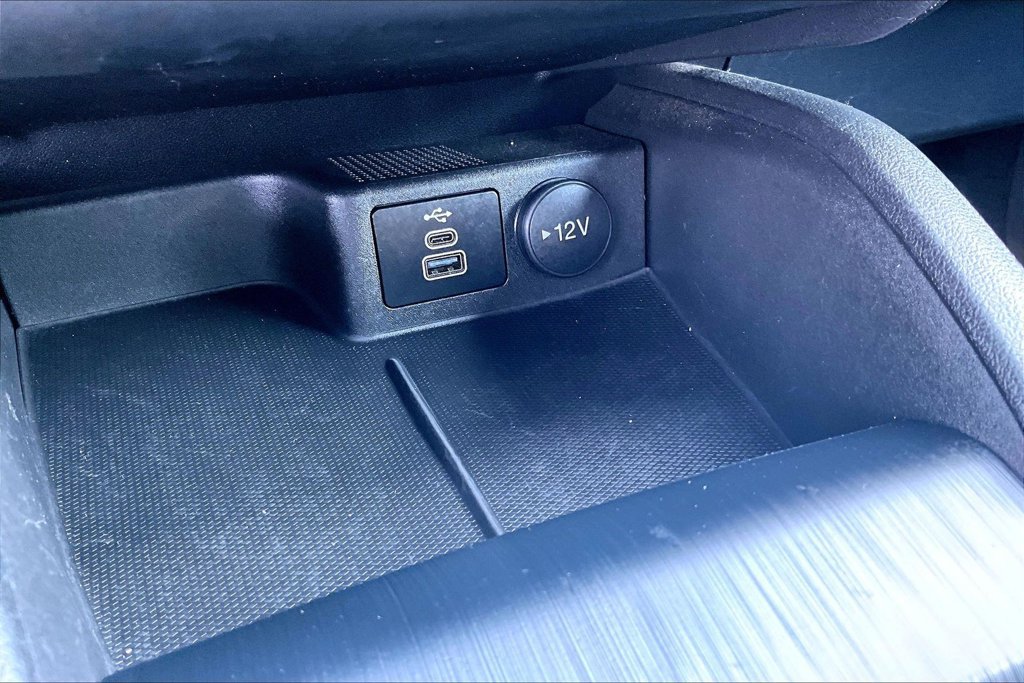Used 2025 Ford Escape ST-Line Select AWD/4WD image 31