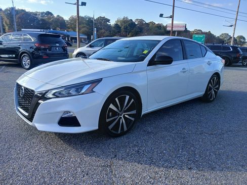 Used 2020 Nissan Altima 2.5 SR image 11