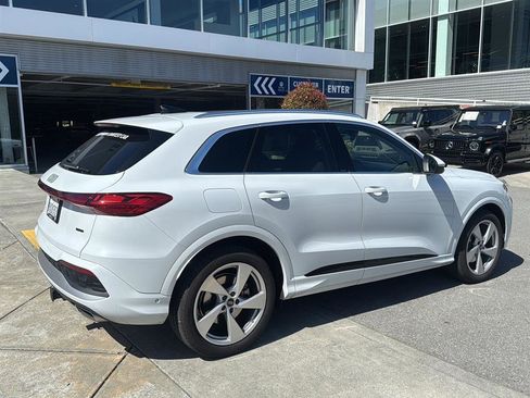 Used 2025 Audi Q5 Prestige AWD/4WD image 6