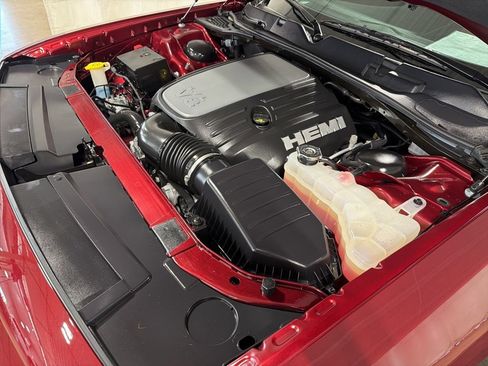 Used 2022 Dodge Challenger R/T w/ Cold Weather Group RWD image 38