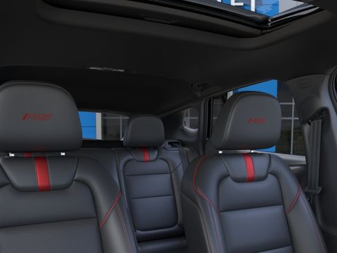 New 2026 Chevrolet Trax RS w/ Sunroof Package FWD image 34