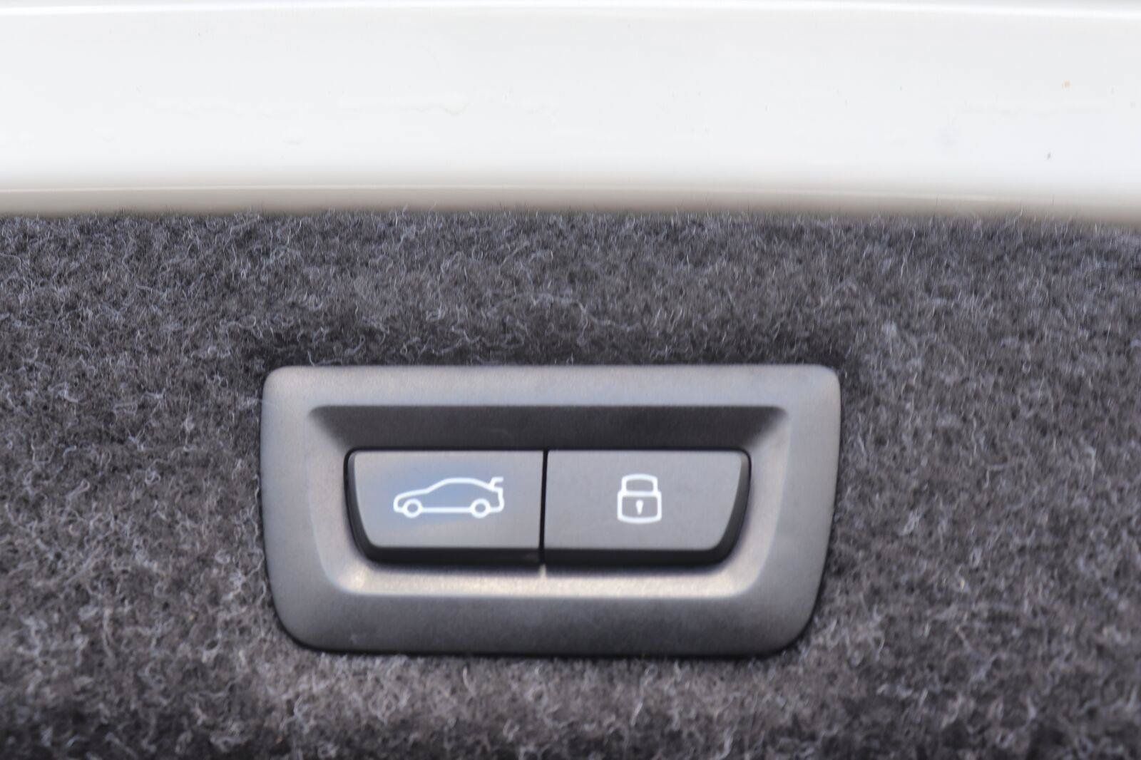Used 2023 BMW 540i w/ Premium Package RWD image 14