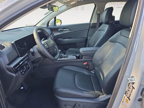 New 2026 Kia Sportage EX FWD image 9