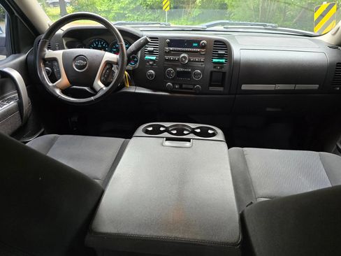 Used 2013 Chevrolet Silverado 1500 LT AWD/4WD image 17