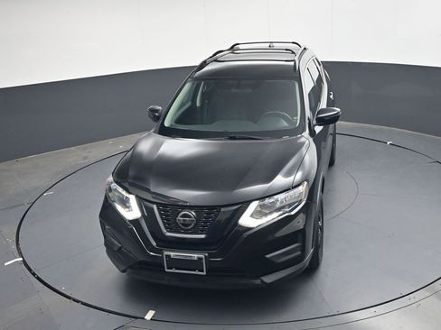 Used 2018 Nissan Rogue SV AWD/4WD image 29