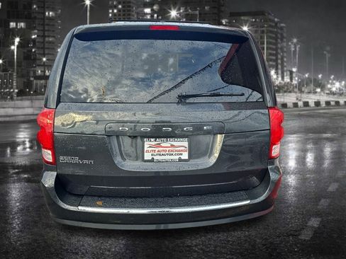 Used 2012 Dodge Grand Caravan SXT w/ Entertainment Group 1 image 5