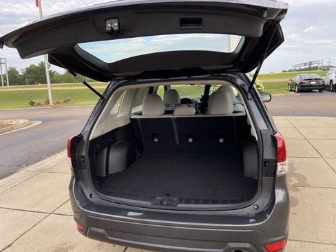 Used 2023 Subaru Forester AWD/4WD image 26