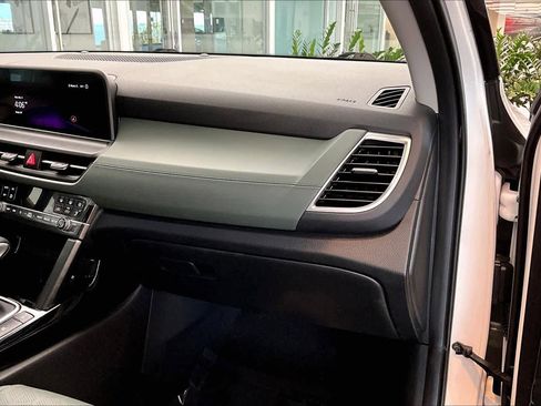 Used 2024 Kia Seltos SX image 17