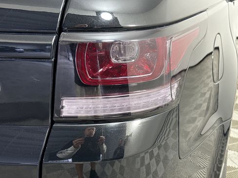 Used 2016 Land Rover Range Rover Sport Supercharged image 32