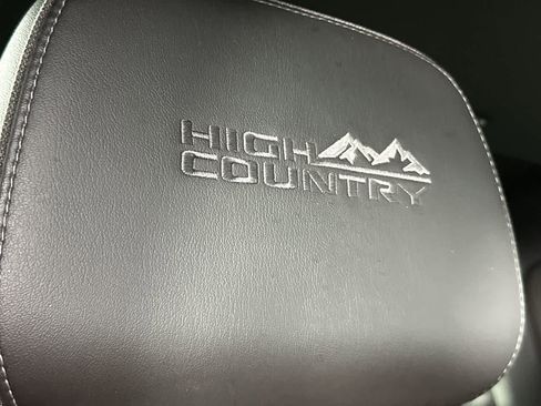 Used 2021 Chevrolet Silverado 2500 High Country w/ Z71 Off-Road Package AWD/4WD image 37