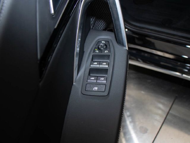 Used 2027 BMW X1 xDrive28i AWD/4WD image 12
