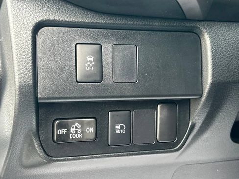 Used 2022 Toyota Tacoma SR5 w/ Technology Package AWD/4WD image 22