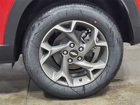 New 2026 Chevrolet Trax LT w/ Driver Confidence Package image 8