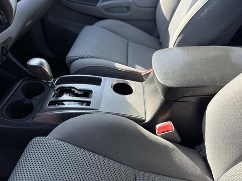 Used 2012 Toyota Tacoma TRD Off-Road image 20