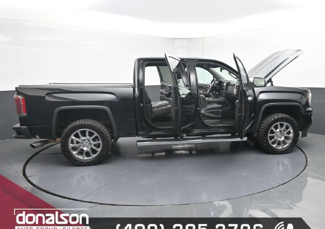 Used 2018 GMC Sierra 1500 Denali AWD/4WD image 22