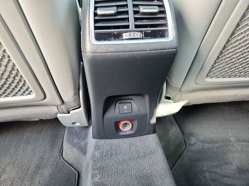 Used 2018 Audi Q3 2.0T Premium w/ Convenience Package image 30