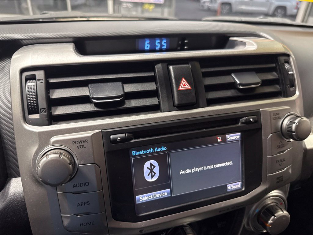 Used 2016 Toyota 4Runner SR5 AWD/4WD image 29
