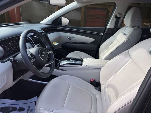 Used 2024 Hyundai Tucson Limited FWD image 19