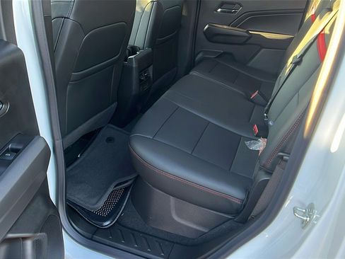 New 2026 Chevrolet Colorado Z71 w/ Z71 Convenience Package 2 image 17