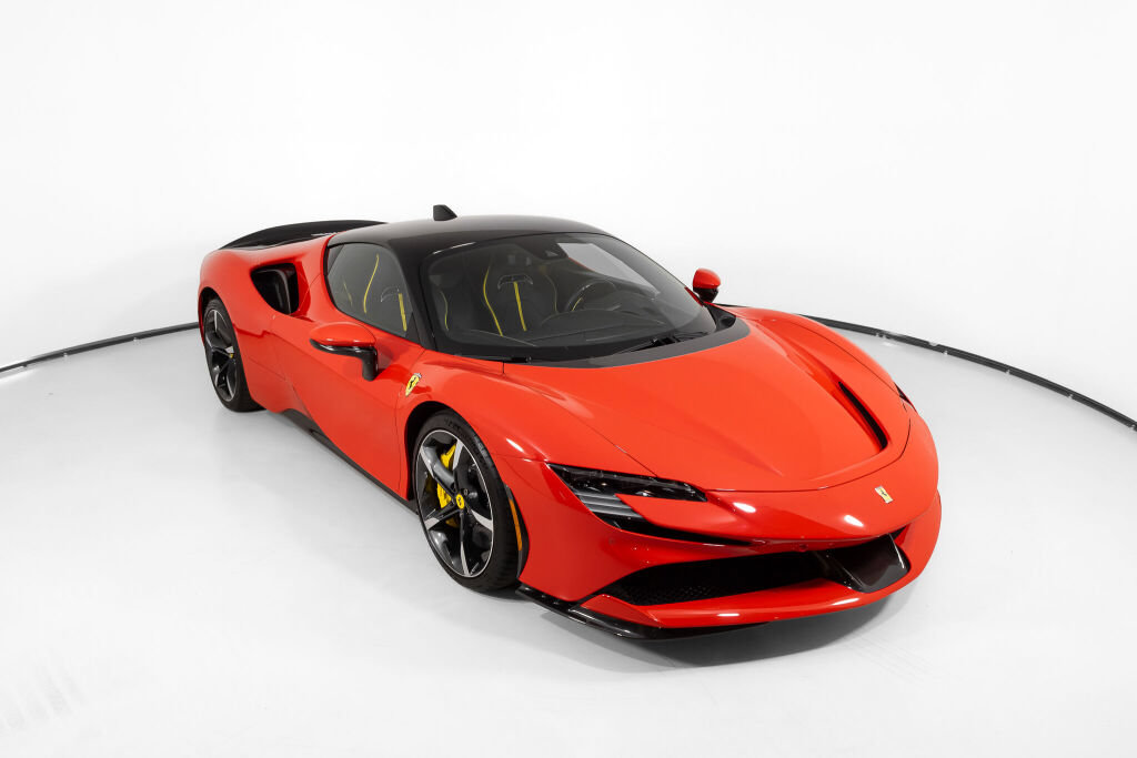 Used 2023 Ferrari SF90 Stradale AWD/4WD image 12