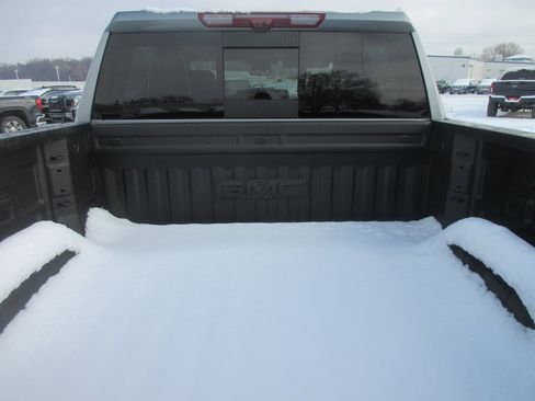 New 2026 GMC Sierra 1500 AT4X w/ AT4X AEV Edition image 7