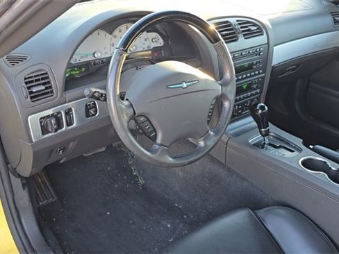 Used 2002 Ford Thunderbird image 12