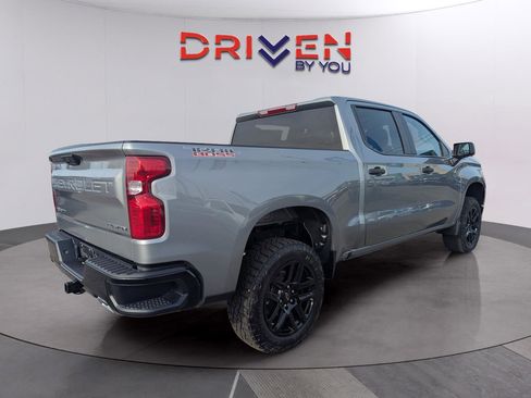 New 2026 Chevrolet Silverado 1500 Custom Trail Boss w/ LPO, Dark Essentials Package image 5