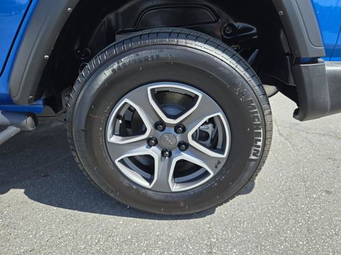 Certified 2022 Jeep Wrangler Unlimited Sport AWD/4WD image 36