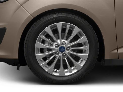 Used 2018 Ford C-MAX Titanium FWD image 11