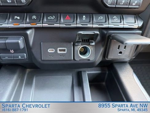 Used 2021 GMC Sierra 1500 AT4 w/ AT4 Premium Package AWD/4WD image 28