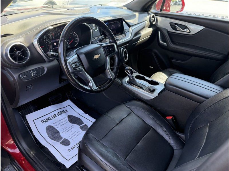 Used 2019 Chevrolet Blazer LT w/ Sound & Technology Package FWD image 18