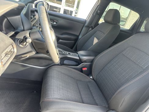 Used 2024 Honda HR-V Sport image 11