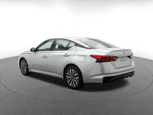 Used 2026 Nissan Altima 2.5 SV FWD image 7