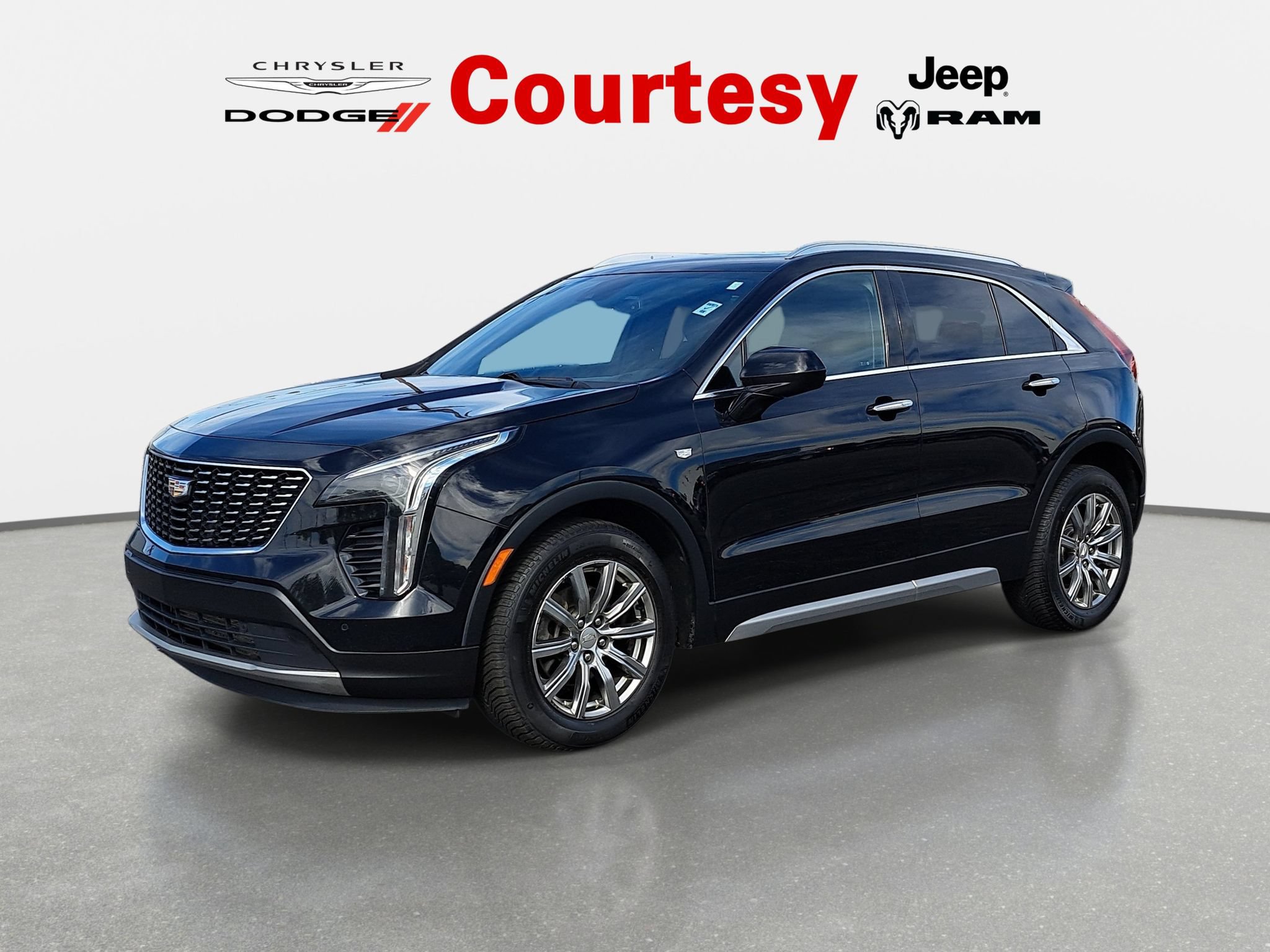 Used 2019 Cadillac XT4 Premium Luxury AWD/4WD image 8