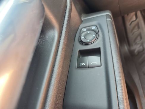 Used 2022 GMC Sierra 2500 Pro w/ Convenience Package AWD/4WD image 18