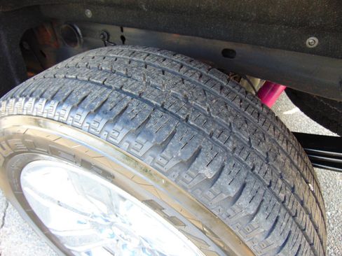 Used 2018 GMC Sierra 1500 SLT AWD/4WD image 57