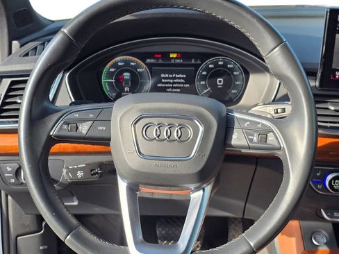 Used 2023 Audi Q5 e Premium Plus w/ Premium Plus Package AWD/4WD image 18