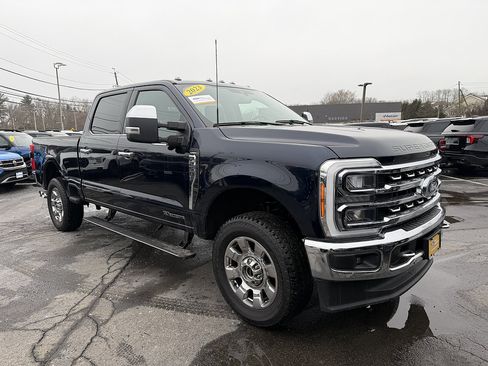 Certified 2023 Ford F250 Lariat w/ Lariat Ultimate Package AWD/4WD image 8