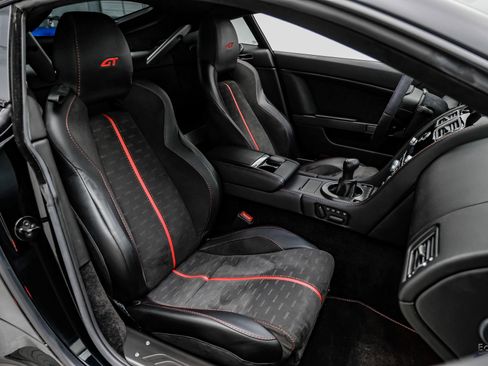 Used 2015 Aston Martin V8 Vantage GT RWD image 52