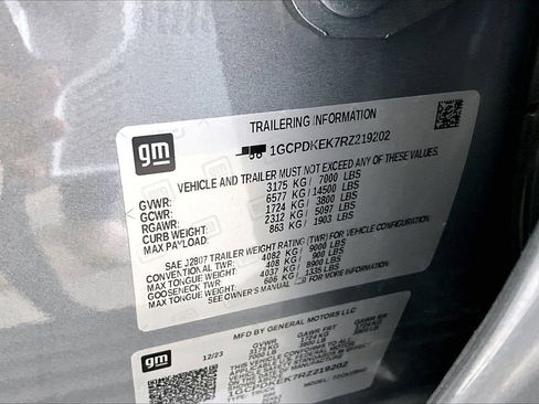 Used 2024 Chevrolet Silverado 1500 LT image 33