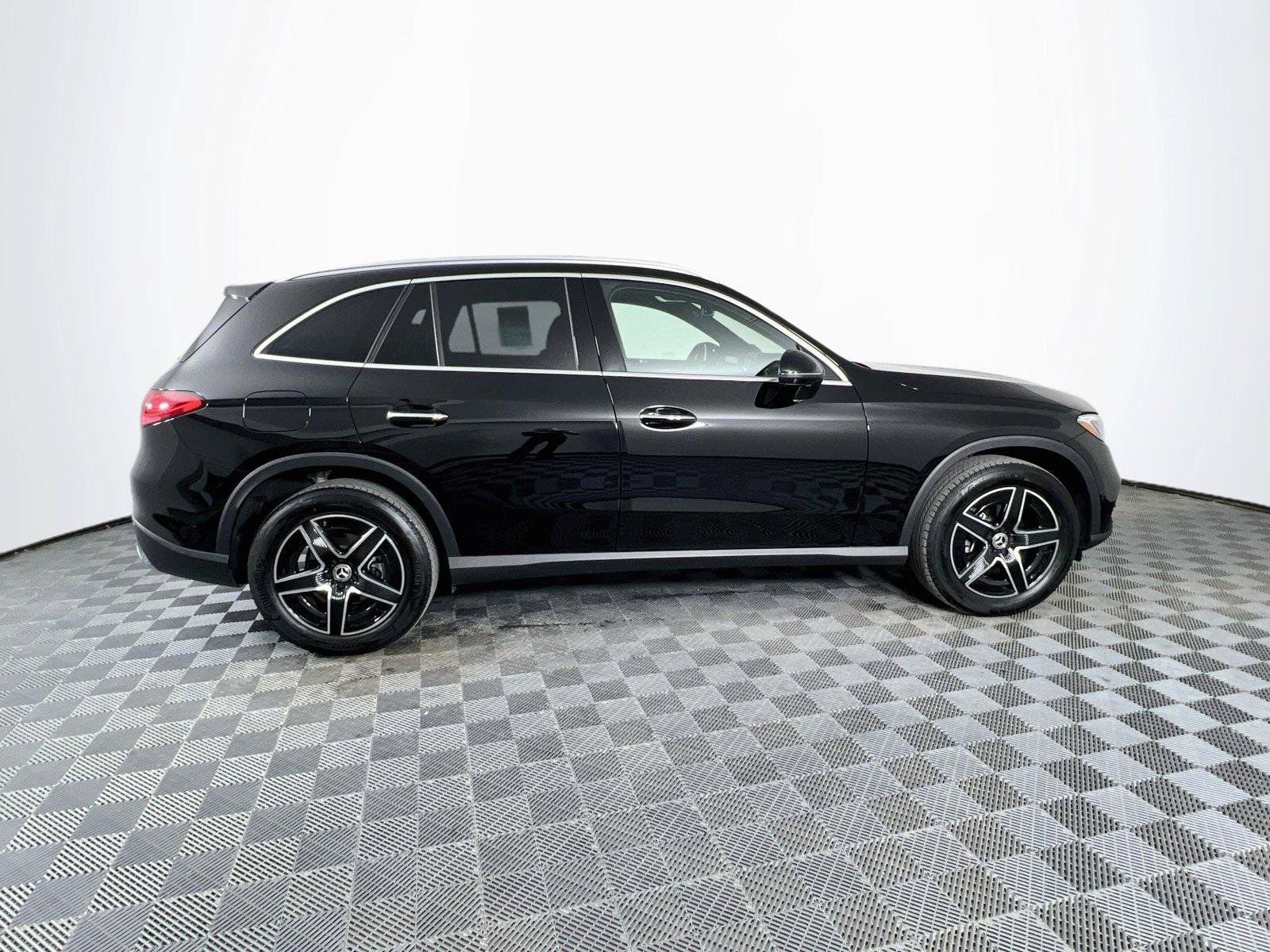 Certified 2026 Mercedes-Benz GLC 300 4MATIC image 7