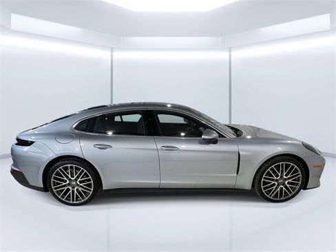 New 2026 Porsche Panamera 4 image 8