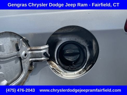 Used 2015 Toyota RAV4 Limited AWD/4WD image 34
