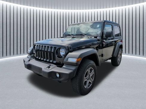 Used 2022 Jeep Wrangler Sport AWD/4WD image 17