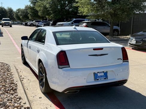 Used 2023 Chrysler 300 S RWD image 3