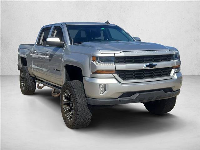 Used 2018 Chevrolet Silverado 1500 LT w/ All Star Edition RWD image 3