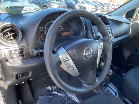Used 2018 Nissan Versa S Plus image 19