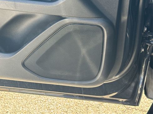 Used 2022 GMC Terrain SLE w/ Elevation Edition image 35